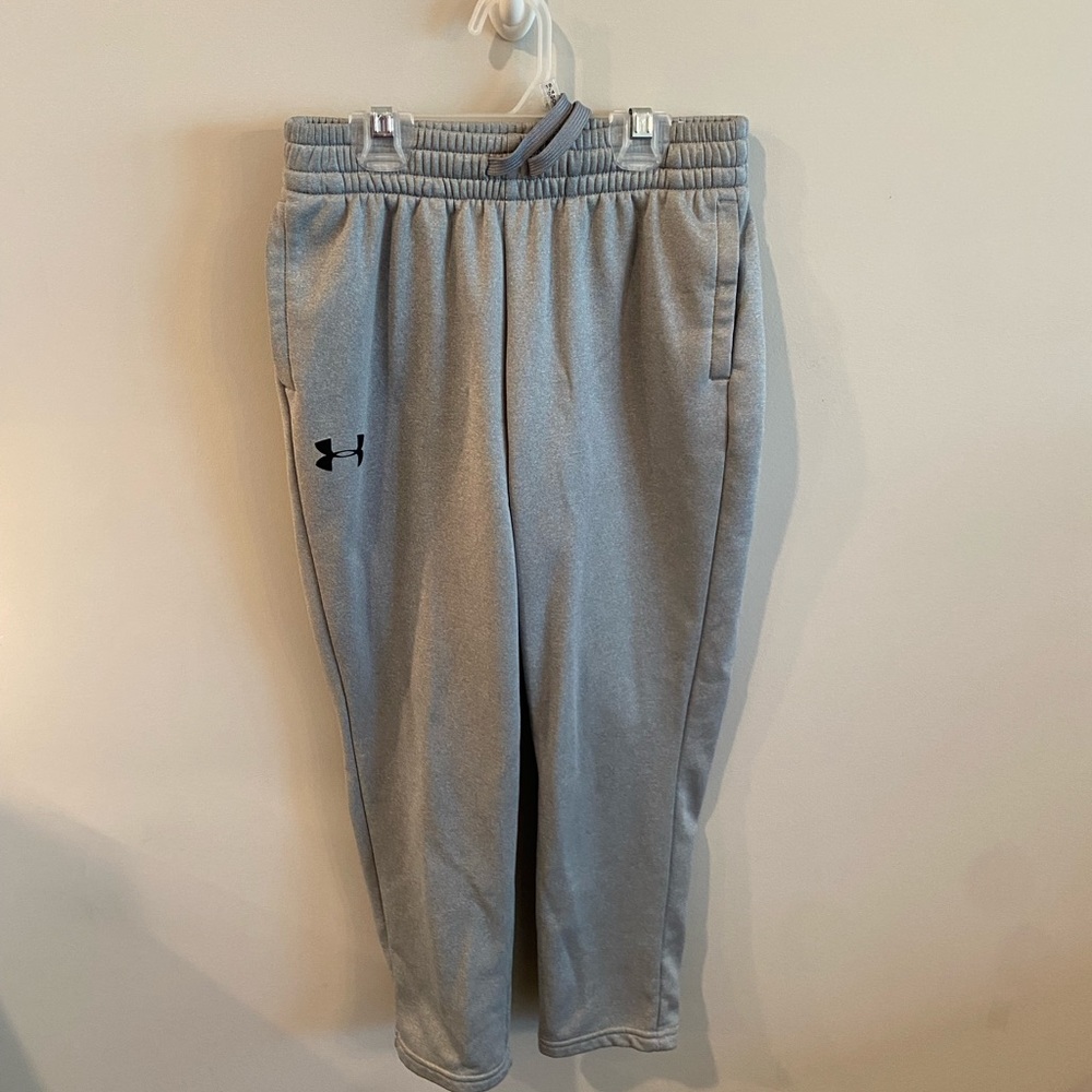 Under armor boys pants size YSM